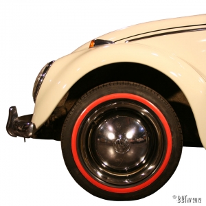 Red wall ring (small) 13 inch